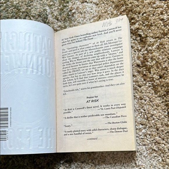 Patricia Cornwell At Risk & The Front Novels The Win Garano Series of 2 Complete - Picture 15 of 15